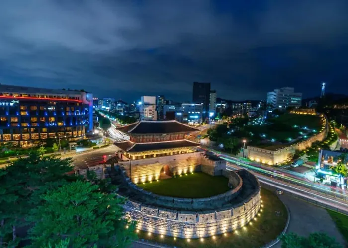 Dongdaemun Station House - Ddp 10 Mins *